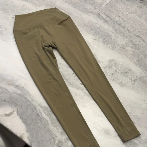 SET Active Sage Green Seamless Sports Bra and Leggings - Picture 4 of 7